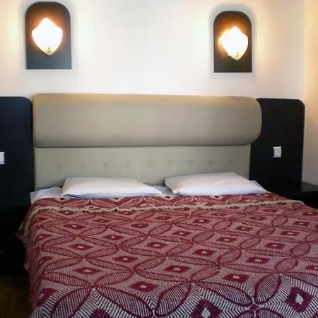 Hotel гостоприемница георги 3*