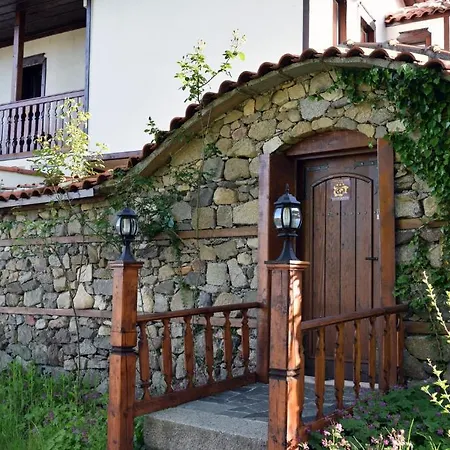 гостоприемница георги 3* كالوفر