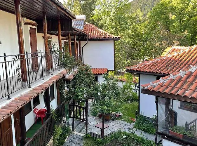 гостоприемница георги Hotel Kalofer