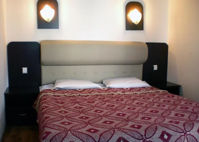 Hotel гостоприемница георги 3*